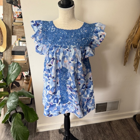 Mi Golondrina Tops - MI GOLONDRINA Floral Stitched Top XS